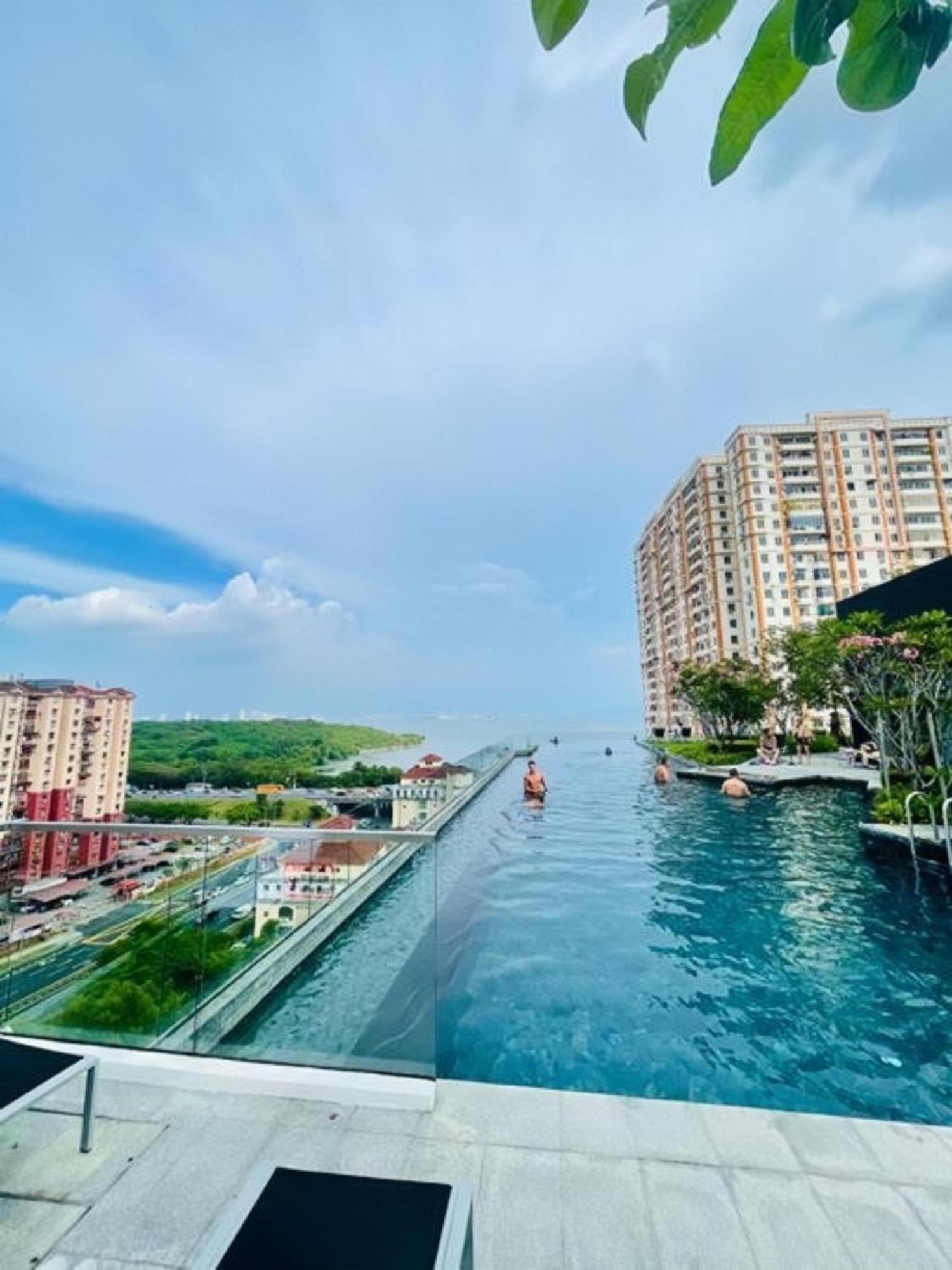 Urban Suites Two Or Three Bedroom Georgetown By Anc Jelutong Exteriér fotografie